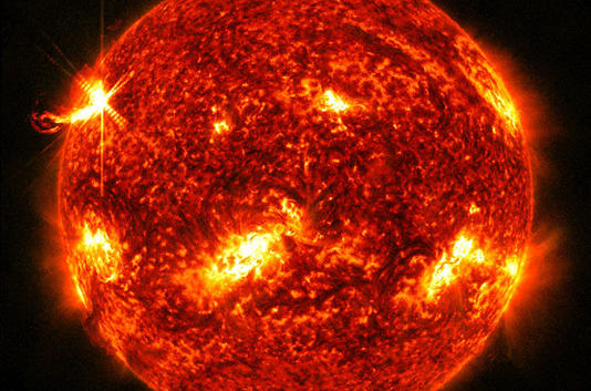 El pico máximo de actividad solar se está anticipando a las predicciones