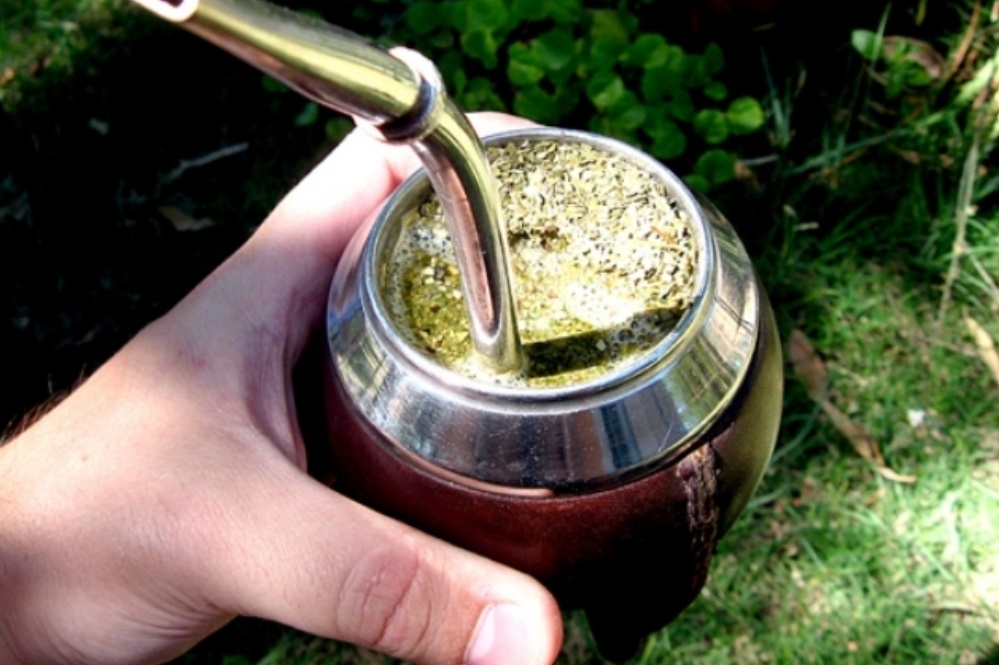 El mate: historia, su impacto y curiosidades de un ícono global